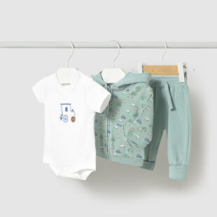 Dres 3-częściowy z koszulką