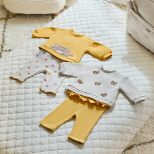 Komplet 4-cz. z legginsami