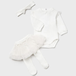 Komplet ze spódniczką