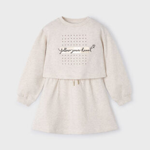 Dzianinowa sukienka sportowa